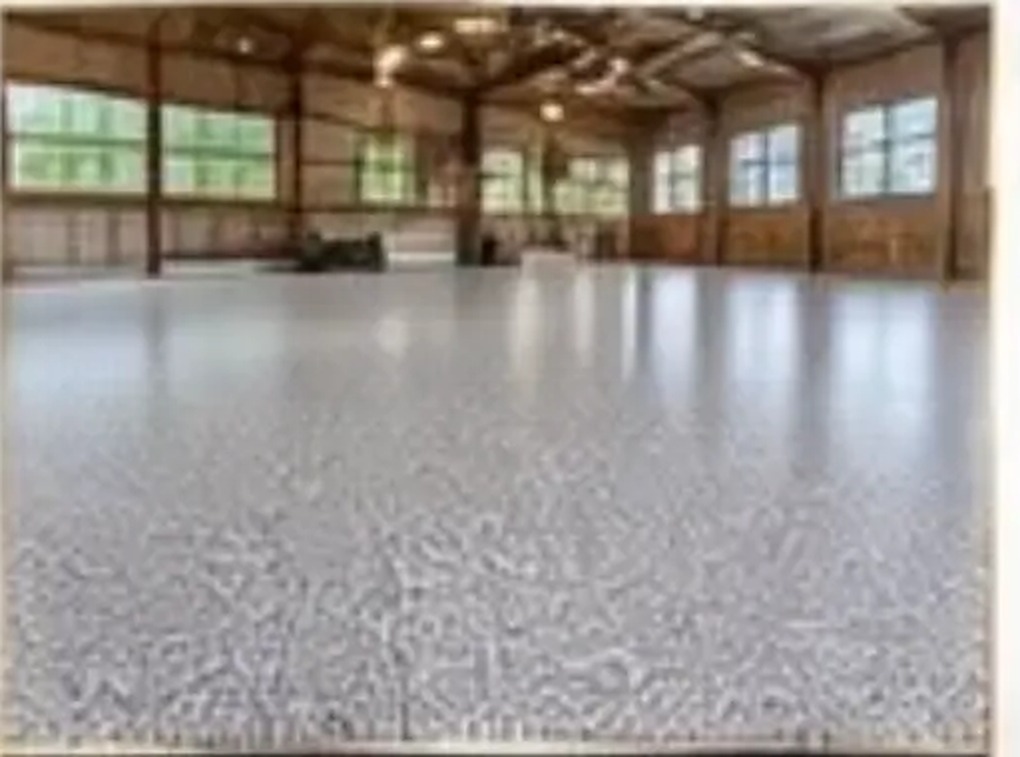 Flake epoxy floor in a barn interior
